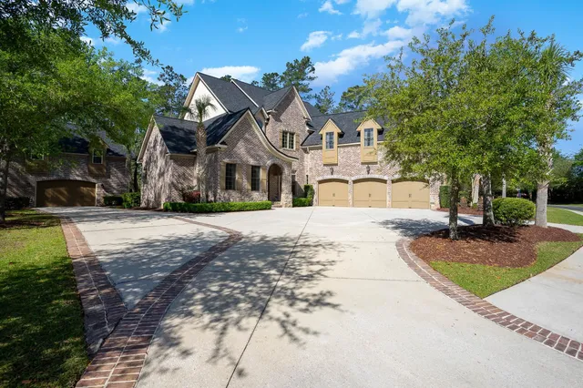 529 Nautilus Dr.