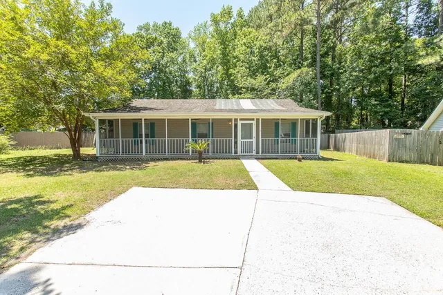 111 Ebb Tide Harbour