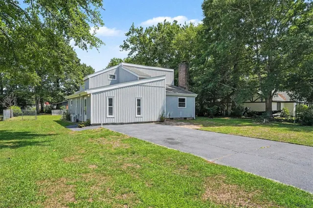 213 Caropine Dr.