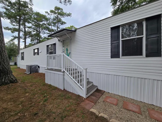 418 Delton Dr.