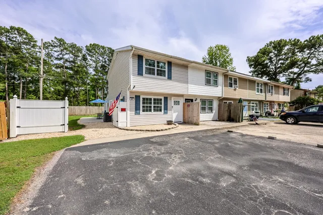 1604 Fawn Vista Dr.