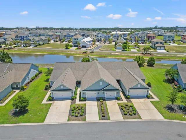136 Queens Cove Place