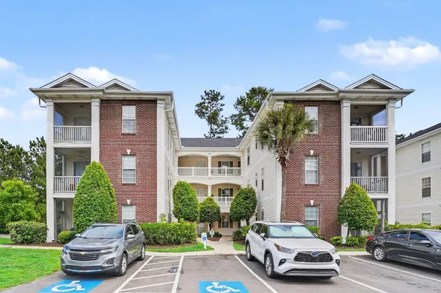 504 River Oaks Dr.