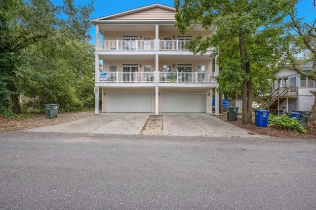 3501 Dunes St.