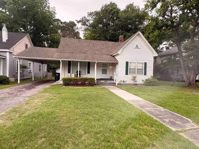319 N Main St.