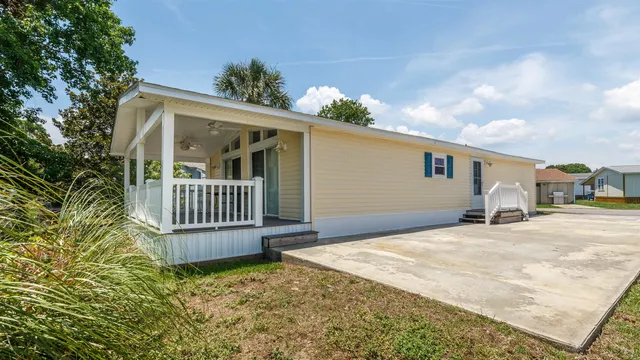 1864 Sunrise Dr.