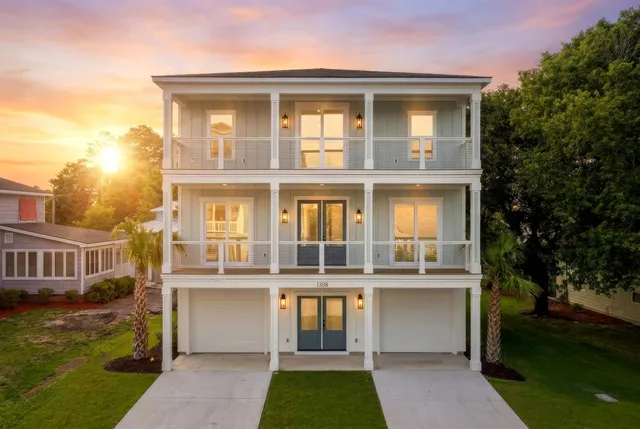 1308 Holly Dr.