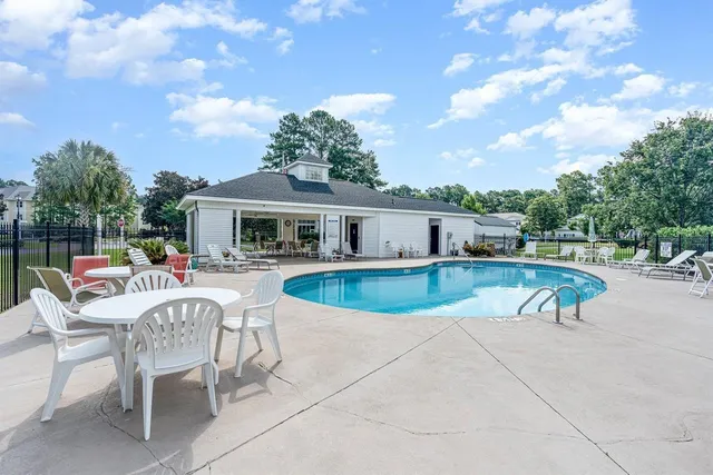 5060 Glenbrook Dr.