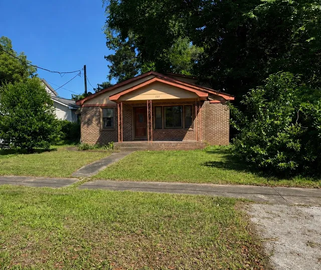222 Cleland St.