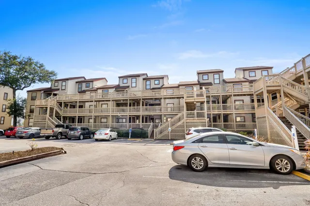 501 Maison Dr.