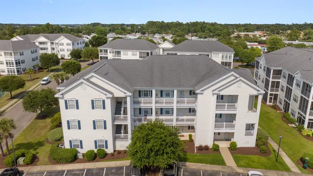 901 W Port Dr.