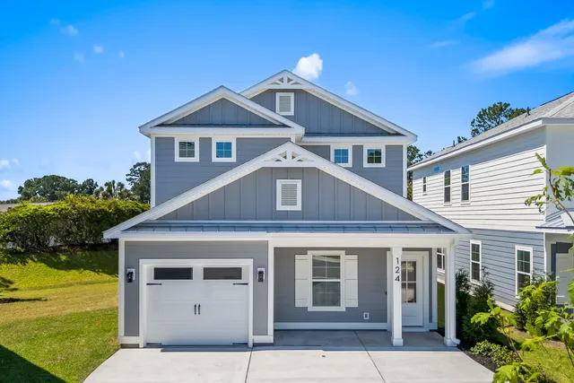 124 Arbor Ridge Circle