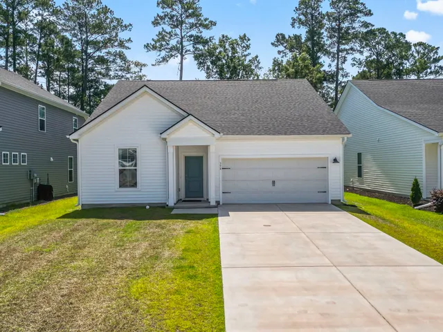 398 Sun Colony Blvd.
