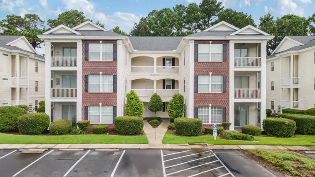 1310 River Oaks Dr.