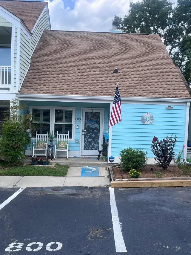 800 Myrtle Ct.
