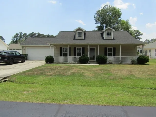 2208 Seaford Dr.