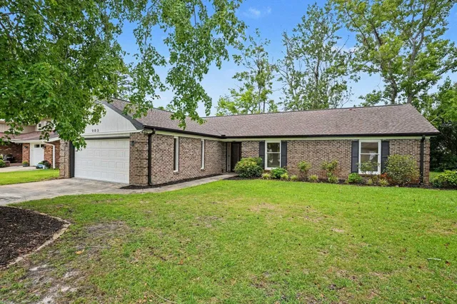 903 Plantation Dr.