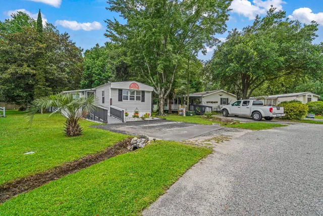 167 Crooked Island Circle