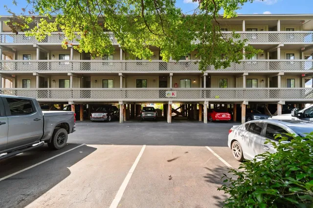 200 Maison Dr.