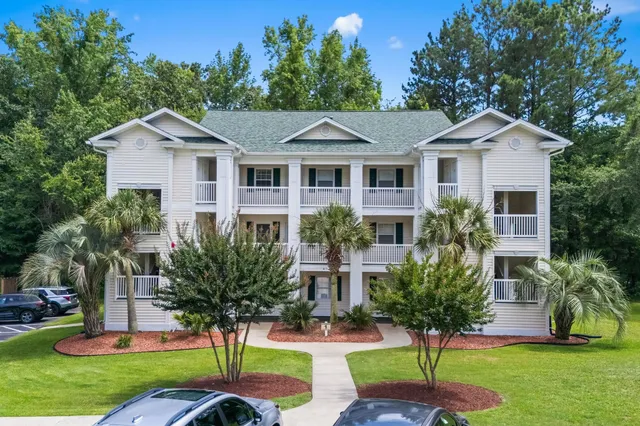 615 Tupelo Ln.