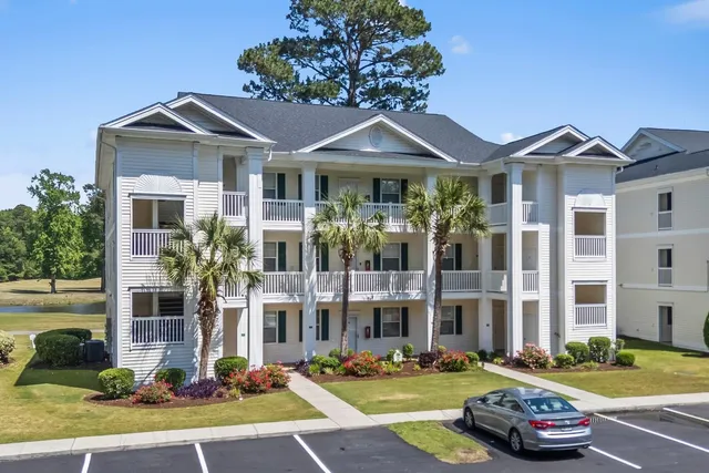 650 River Oaks Dr.