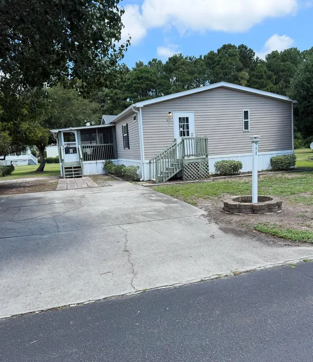 911 Old Magnolia Dr.