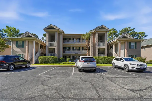 366 Pinehurst Ln.