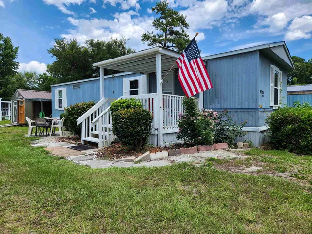 1520 Scorpio Ln.