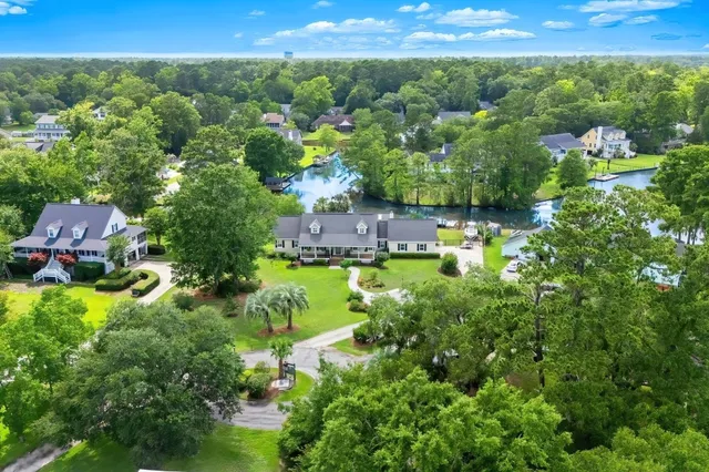 181 Live Oak Ln.