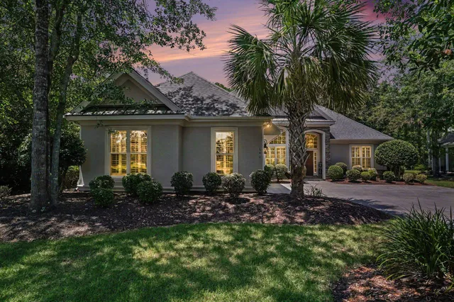 640 Oxbow Dr.