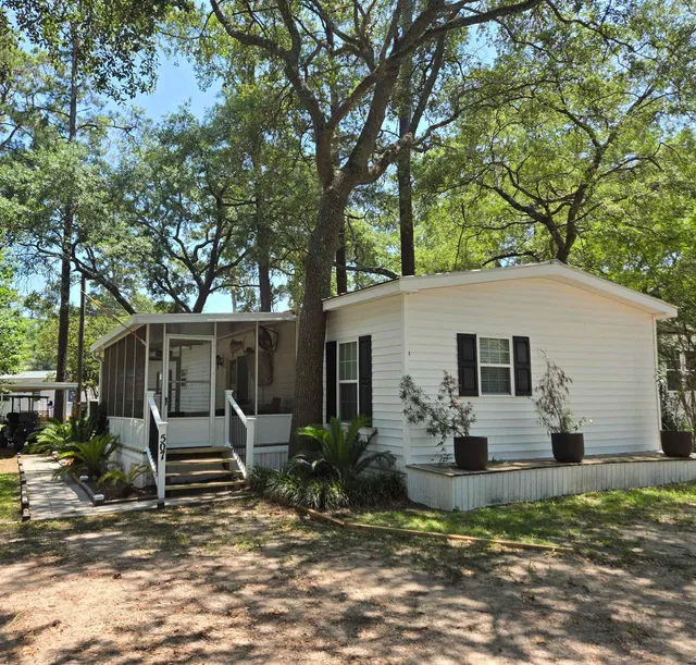 507 Club House Rd.