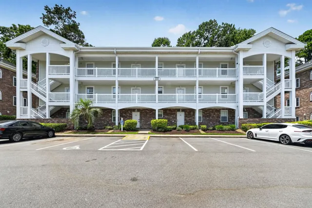 690 Riverwalk Dr.
