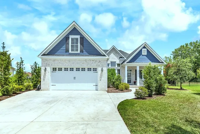 412 College Green Way