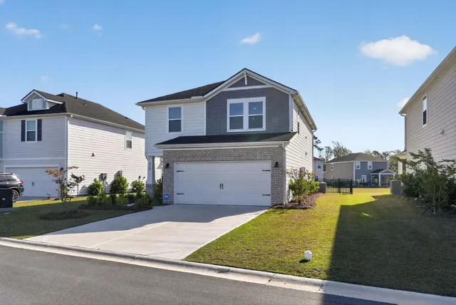 2700 Grand Meadow Dr.