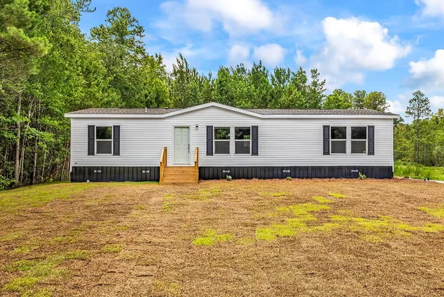 2148 Hughes Gasque Rd.