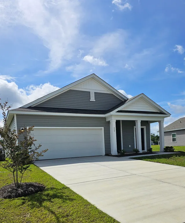 423 Castillo Dr.