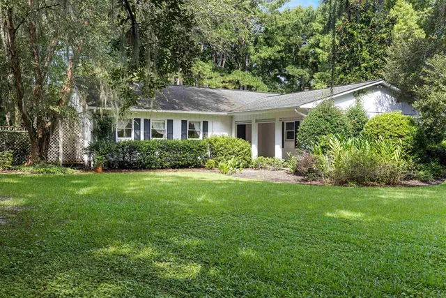 2279 Waverly Rd.