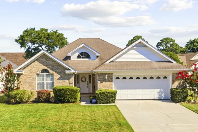 2443 Glen Dr.