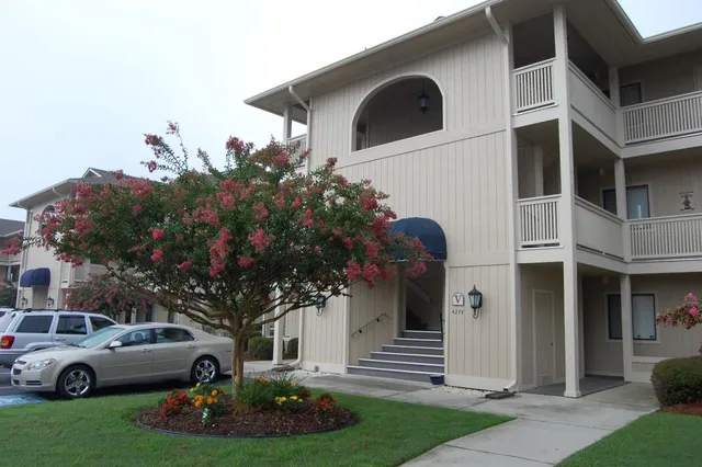 4266 Pinehurst Circle