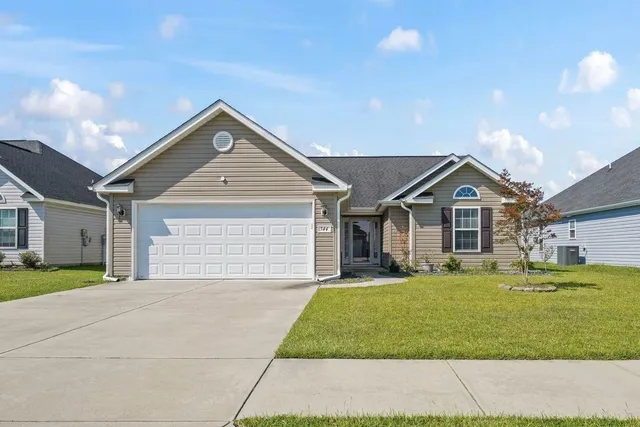 544 Hobie Cat Rd.
