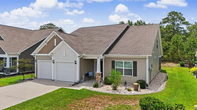 3127 Viceroy Loop