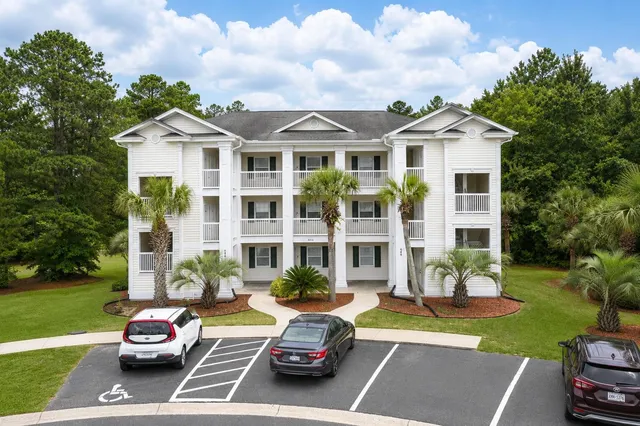 646 Tupelo Ln.