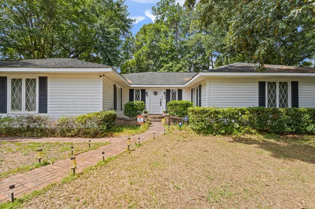 107 Limestone Ln.