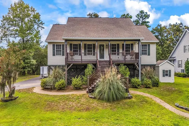 1870 Gray Oaks Dr.