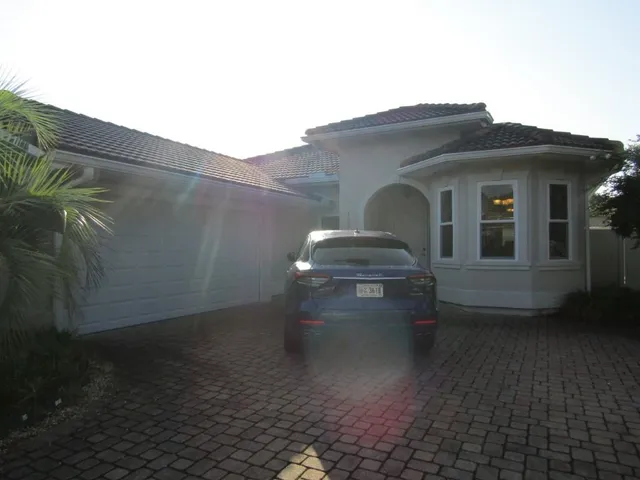 308 Glenridge Dr.