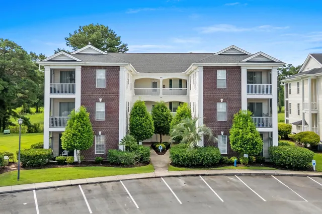 488 River Oaks Dr.