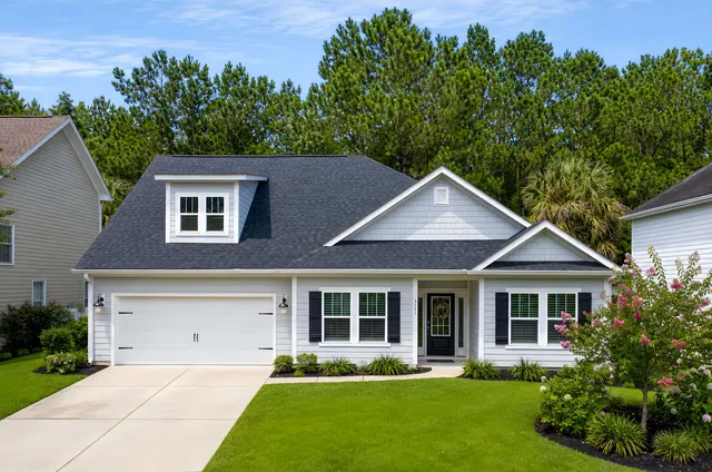3251 Hermitage Dr.