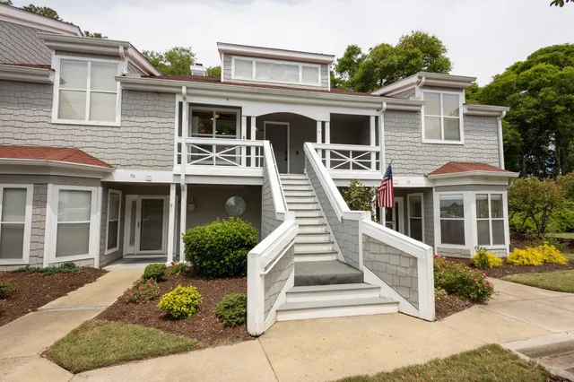 1473 Mariners Pointe Dr.