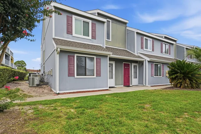 1850 Colony Dr.