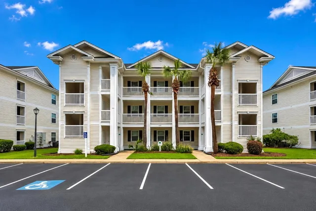 589 Blue River Ct.